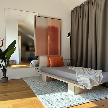 Truly - Direkt Am Rathausplatz, Dachterrasse Mit Blick Auf Perlachturm, Garage, Fahrstuhl