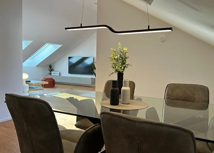 Truly - Direkt Am Rathausplatz, Dachterrasse Mit Blick Auf Perlachturm, Garage, Fahrstuhl