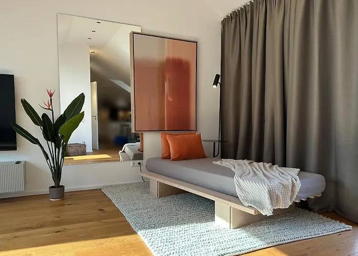 Truly - Direkt Am Rathausplatz, Dachterrasse Mit Blick Auf Perlachturm, Garage, Fahrstuhl