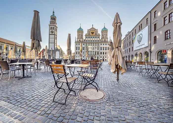 Truly - Direkt Am Rathausplatz, Dachterrasse Mit Blick Auf Perlachturm, Garage, Fahrstuhl