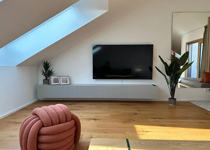 Truly - Direkt Am Rathausplatz, Dachterrasse Mit Blick Auf Perlachturm, Garage, Fahrstuhl *