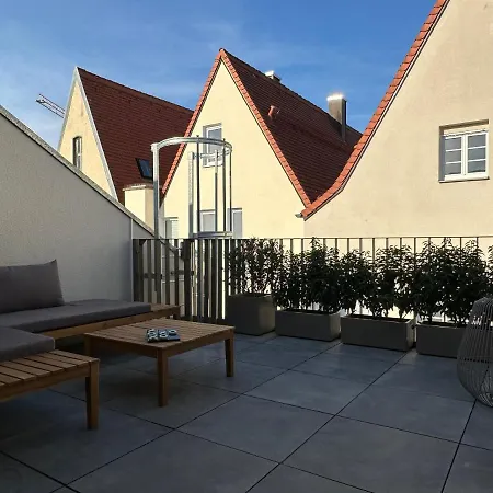 Trulyspace - Direkt Am Rathausplatz, Dachterrasse Mit Blick Auf Perlachturm, Garage, Fahrstuhl Apartmán