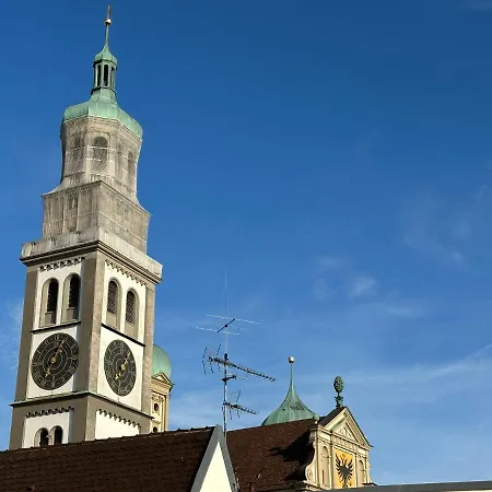 Trulyspace - Direkt Am Rathausplatz, Dachterrasse Mit Blick Auf Perlachturm, Garage, Fahrstuhl Augsburg