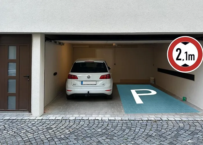 Trulyspace - Direkt Am Rathausplatz, Dachterrasse Mit Blick Auf Perlachturm, Garage, Fahrstuhl דירה *